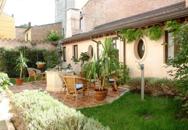 Dolcemela Hotel Ferrara Exterior photo