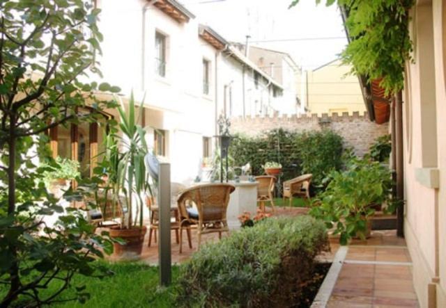 Dolcemela Hotel Ferrara Exterior photo