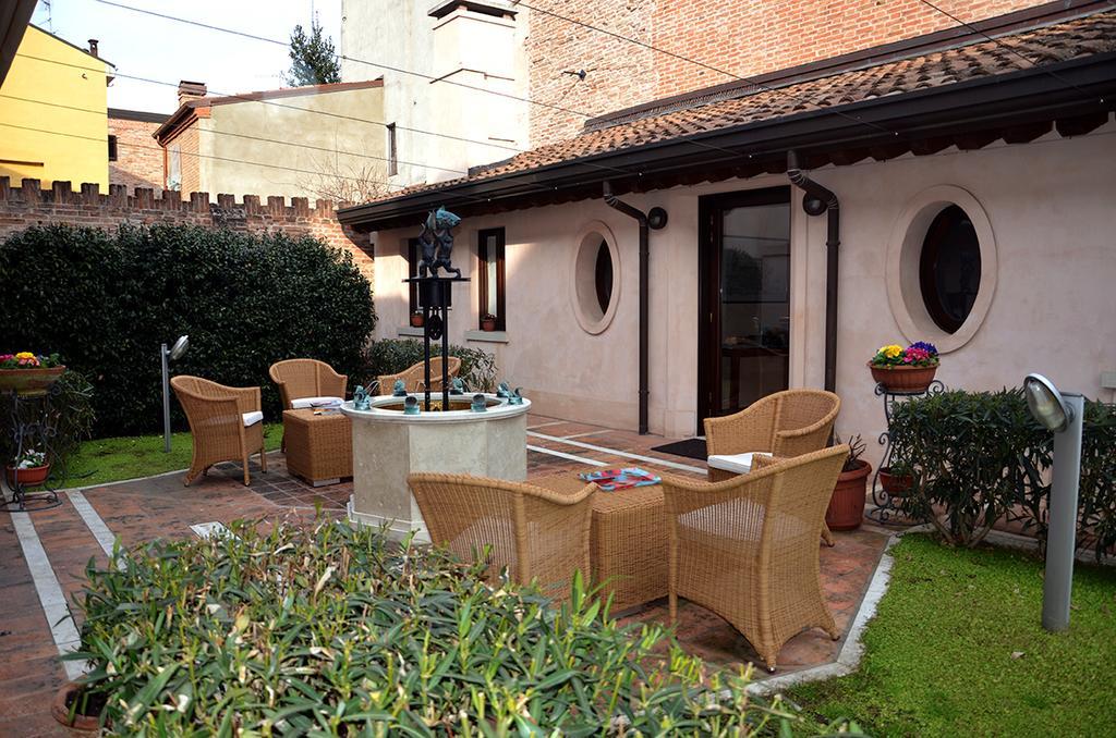 Dolcemela Hotel Ferrara Exterior photo